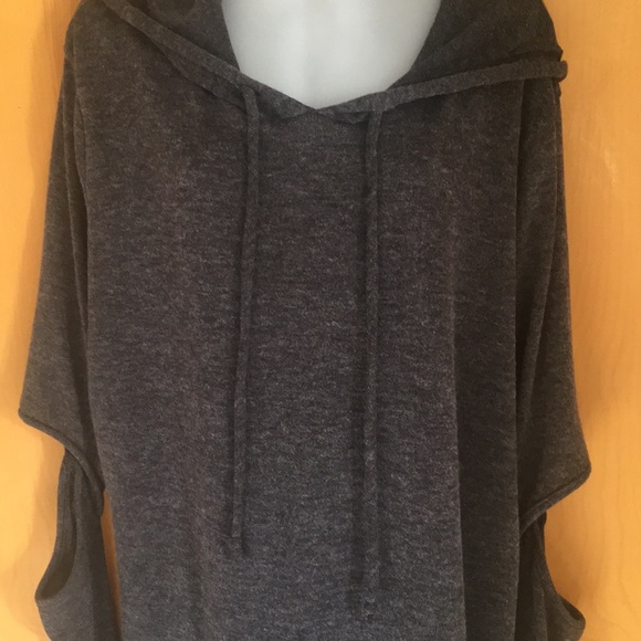 Cute sweater dress - Picture 2 of 2